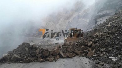 تصاویر آخرالزمانی از ریزش کوه در جاده چالوس –   تاجر ونیز
