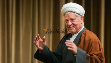 عکس کمتر دیده شده از مرحوم آیت الله هاشمی رفسنجانی سوار بر ترن شهربازی –   تاجر ونیز